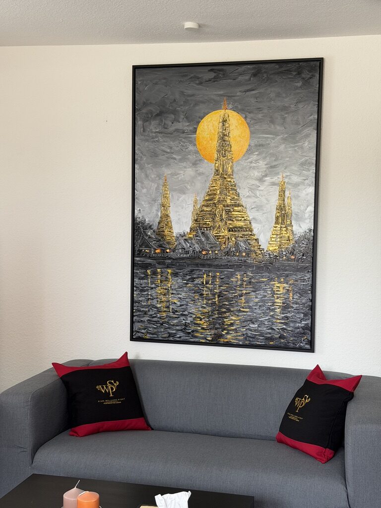 Empfangsbereich mit Sofa